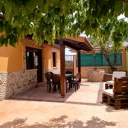 Villa La Casita Del Abuelo à Villalmanzo Extérieur photo